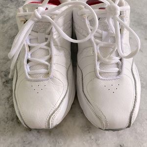 Women’s size 7 Fila